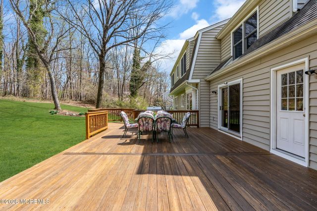 44 Bunker Hill Drive, Middletown, NJ 07748