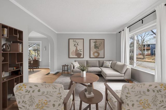 953 Carroll Avenue, Saint Paul, MN 55104