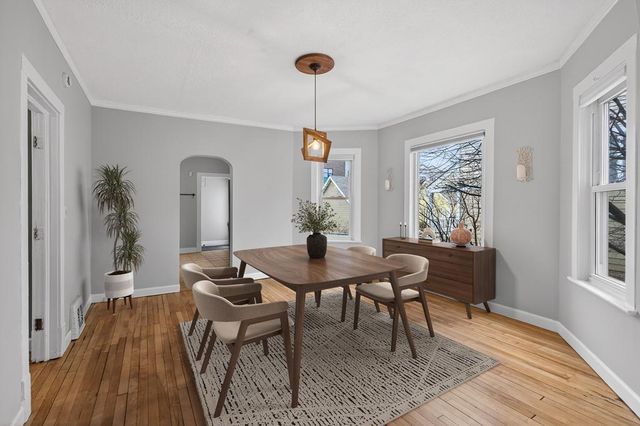 953 Carroll Avenue, Saint Paul, MN 55104