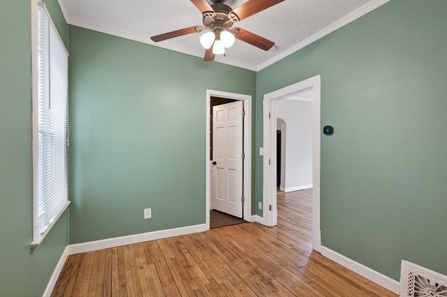 953 Carroll Avenue, Saint Paul, MN 55104