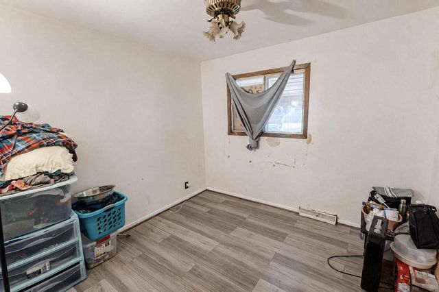 1943 W Kneeland STREET, Milwaukee, WI 53205