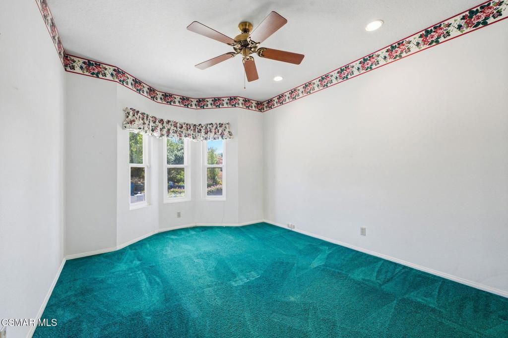 Image 26 of property listing at 2085 Brookfield Drive, Thousand Oaks, CA 91362