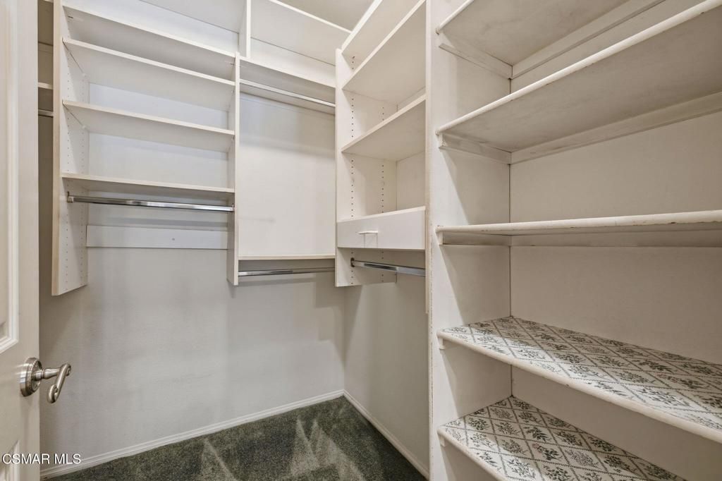 Image 32 of property listing at 2085 Brookfield Drive, Thousand Oaks, CA 91362
