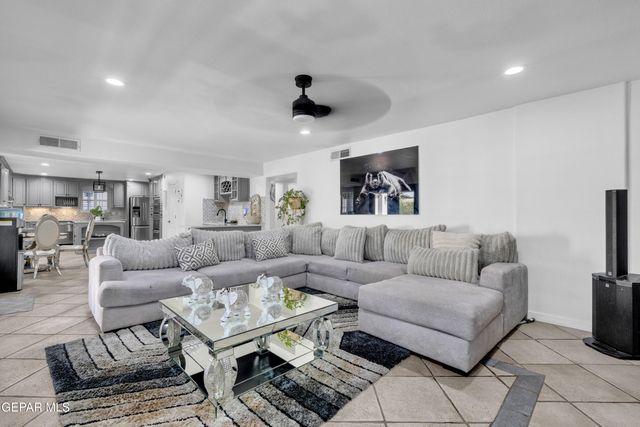 12641 SUN COVE Avenue, El Paso, TX 79938