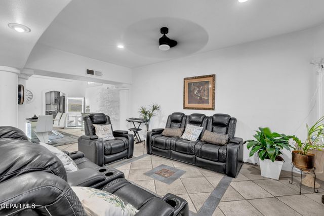 12641 SUN COVE Avenue, El Paso, TX 79938