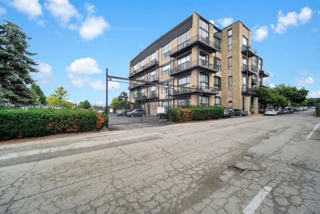 2614 N Clybourn Avenue 106, Chicago, IL 60614 — photo 2