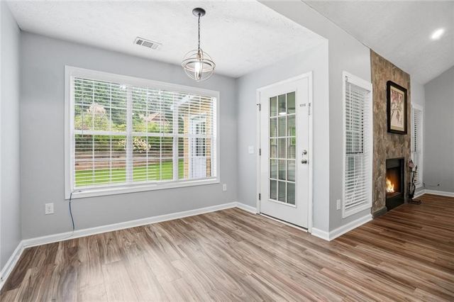 727 Eight Point Court, Suwanee, GA 30024