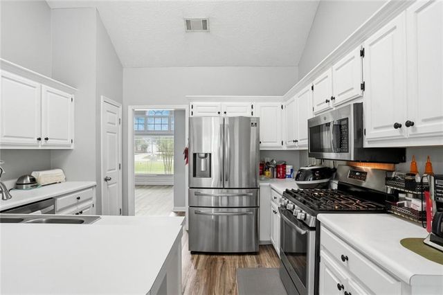 727 Eight Point Court, Suwanee, GA 30024