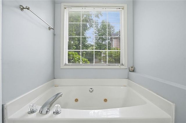 727 Eight Point Court, Suwanee, GA 30024