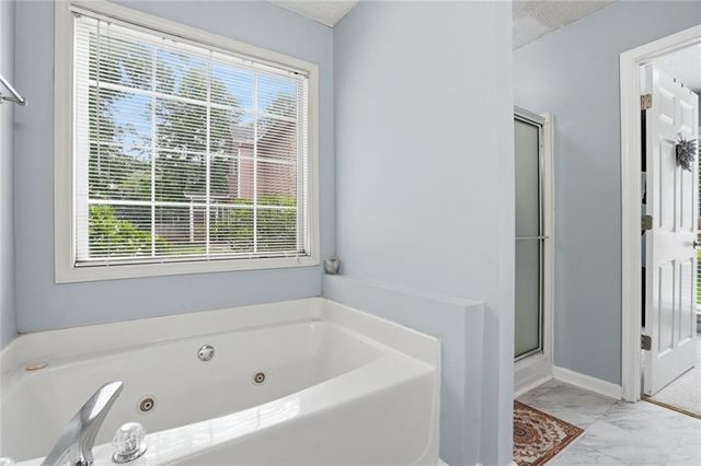 727 Eight Point Court, Suwanee, GA 30024