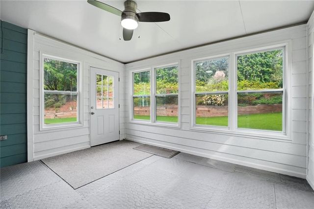 727 Eight Point Court, Suwanee, GA 30024