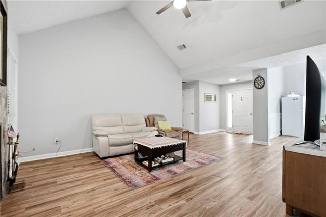 727 Eight Point Court, Suwanee, GA 30024