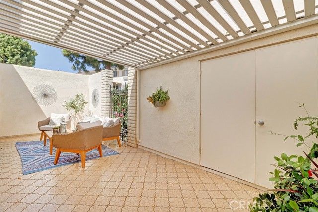 2306 Via Puerta A, Laguna Woods, CA 92637