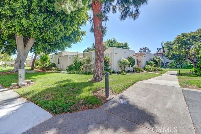2306 Via Puerta A, Laguna Woods, CA 92637
