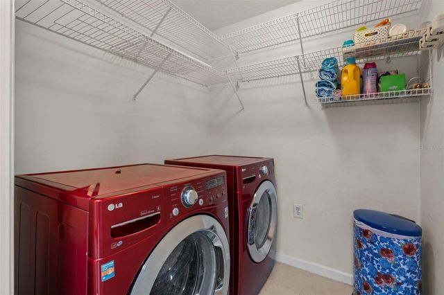 3302 BAY CLUB CIRCLE 3202, Tampa, FL 33607