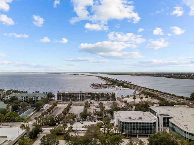3302 BAY CLUB CIRCLE 3202, Tampa, FL 33607