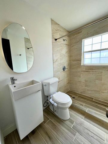 217 Adrian Drive, Fort Worth, TX 76107