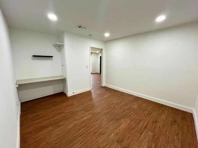 217 Adrian Drive, Fort Worth, TX 76107