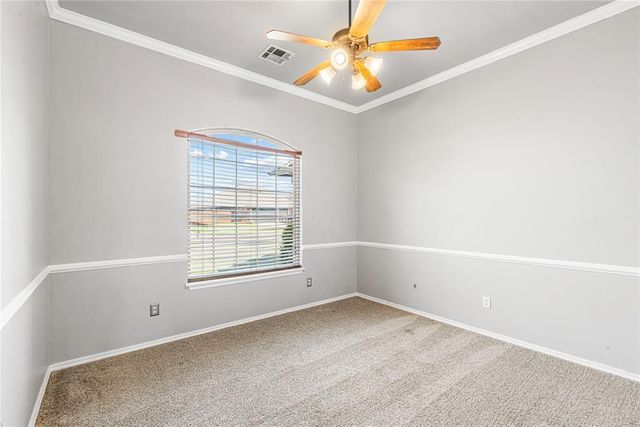 13921 Korbyn Drive, Yukon, OK 73099