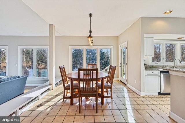 4307 WYNNWOOD DR, Annandale, VA 22003