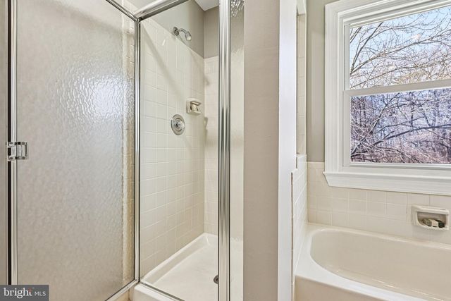 4307 WYNNWOOD DR, Annandale, VA 22003