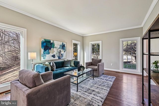 4307 WYNNWOOD DR, Annandale, VA 22003