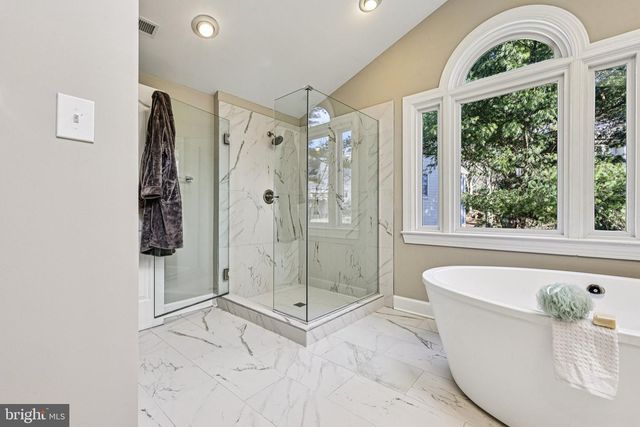 4307 WYNNWOOD DR, Annandale, VA 22003