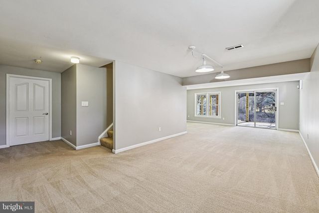 4307 WYNNWOOD DR, Annandale, VA 22003