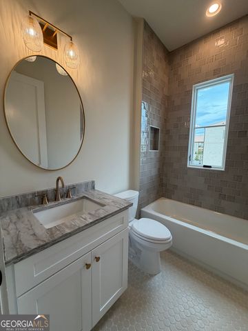 340 6th Street, Fayetteville, GA 30214