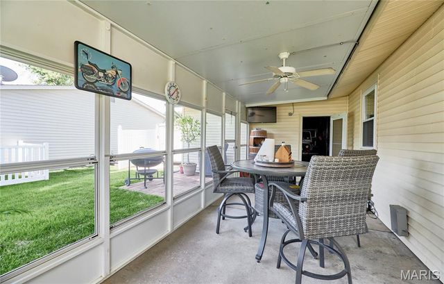 42 Heather Valley Circle, St Peters, MO 63376
