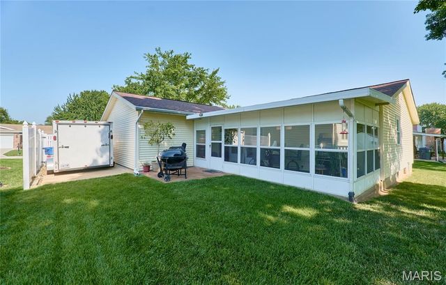 42 Heather Valley Circle, St Peters, MO 63376