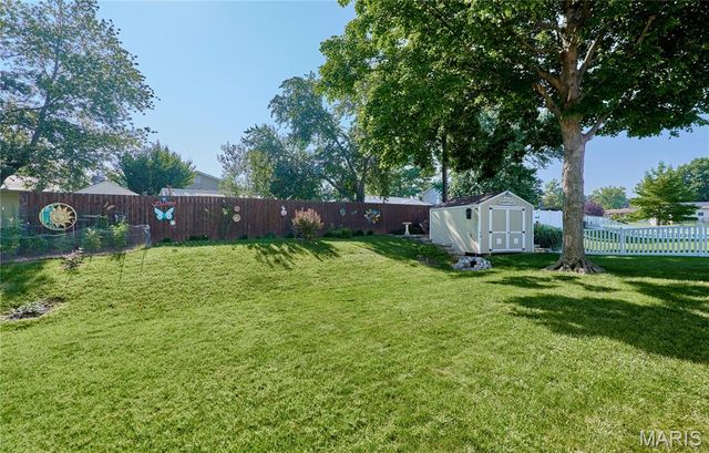 42 Heather Valley Circle, St Peters, MO 63376