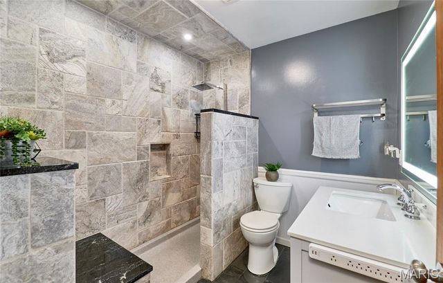 42 Heather Valley Circle, St Peters, MO 63376