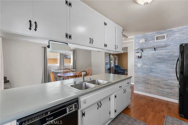 15900 Napa Street, North Hills, CA 91343