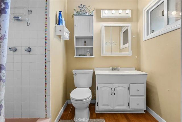 15900 Napa Street, North Hills, CA 91343