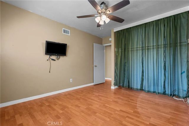 15900 Napa Street, North Hills, CA 91343