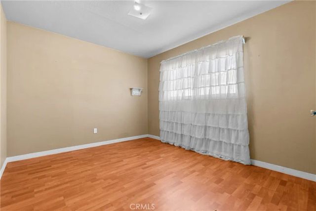 15900 Napa Street, North Hills, CA 91343