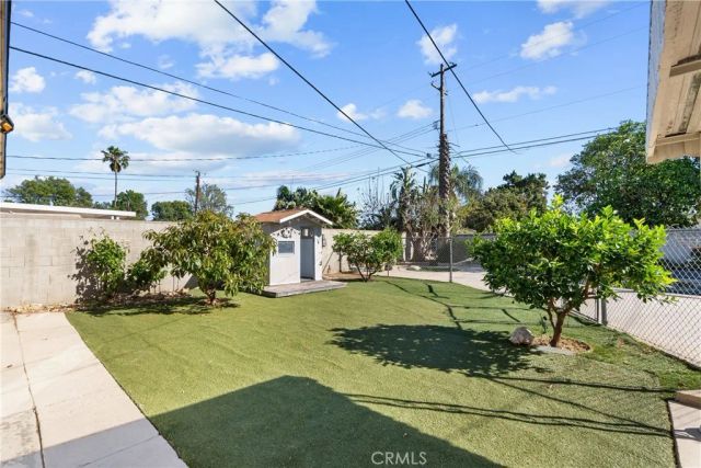 15900 Napa Street, North Hills, CA 91343