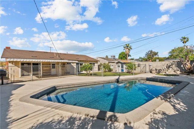 15900 Napa Street, North Hills, CA 91343