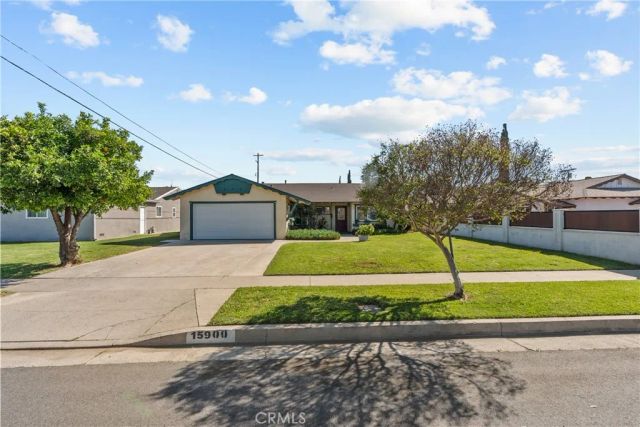 15900 Napa Street, North Hills, CA 91343