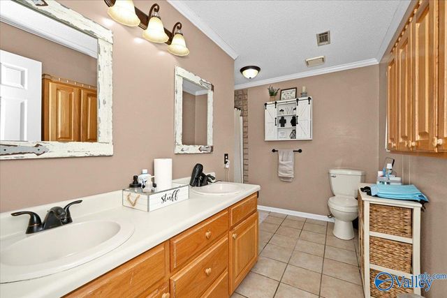 3160 Huckaby Bridge Road SW, Hartselle, AL 35640