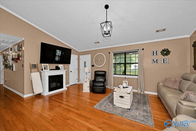 3160 Huckaby Bridge Road SW, Hartselle, AL 35640