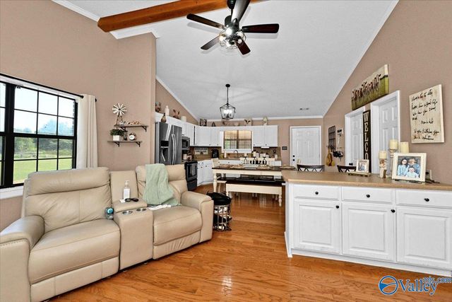 3160 Huckaby Bridge Road SW, Hartselle, AL 35640