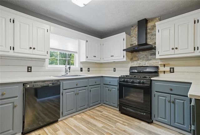 857 Jack Page Drive, Canton, GA 30115