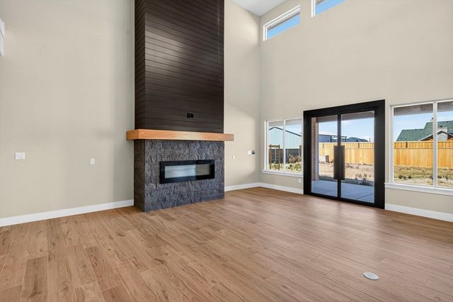 5709 E County Rd 94, Midland, TX 79706