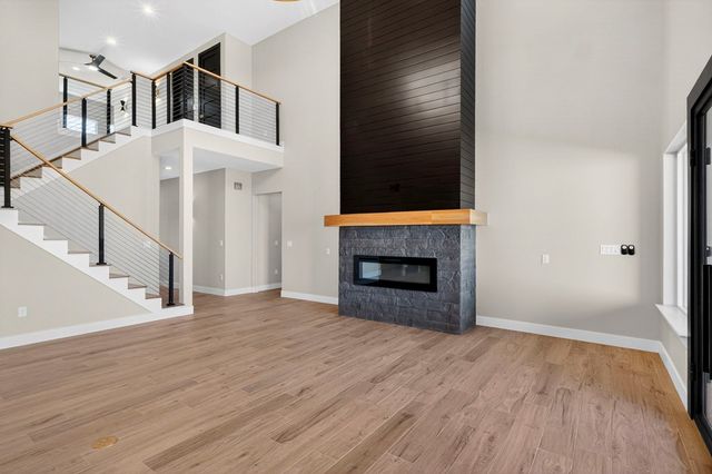 5709 E County Rd 94, Midland, TX 79706