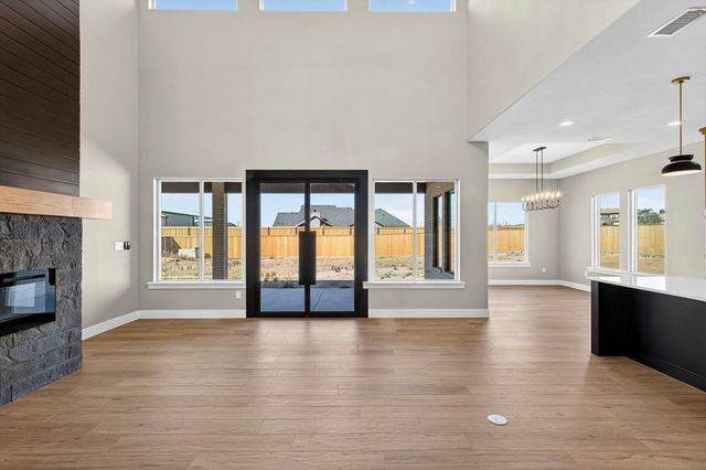 5709 E County Rd 94, Midland, TX 79706