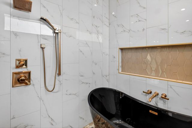 5709 E County Rd 94, Midland, TX 79706