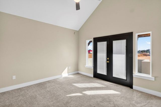 5709 E County Rd 94, Midland, TX 79706