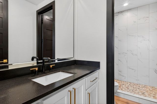 5709 E County Rd 94, Midland, TX 79706